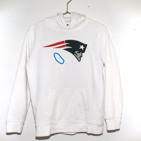 Boy's NE Patriots Sweatshirt. Excellent Condition. - Picture 1 of 3